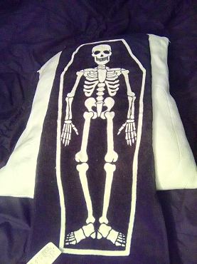 RARE Japanese Import Okutani Corporation Skull-san Gothic Coffin Skeleton Hand Face Towel Halloween Horror